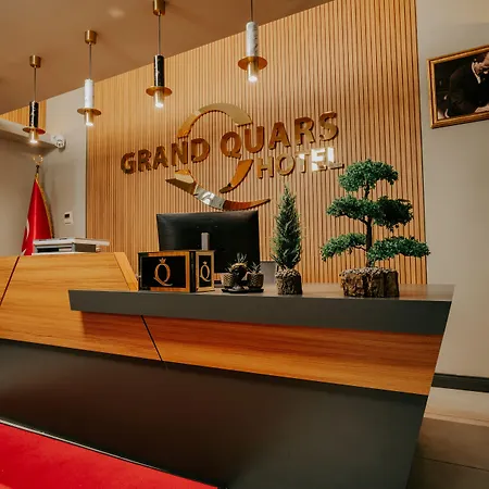 ホテル Grand Quars *