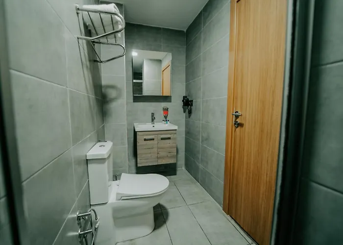 Grand Quars Szálloda *